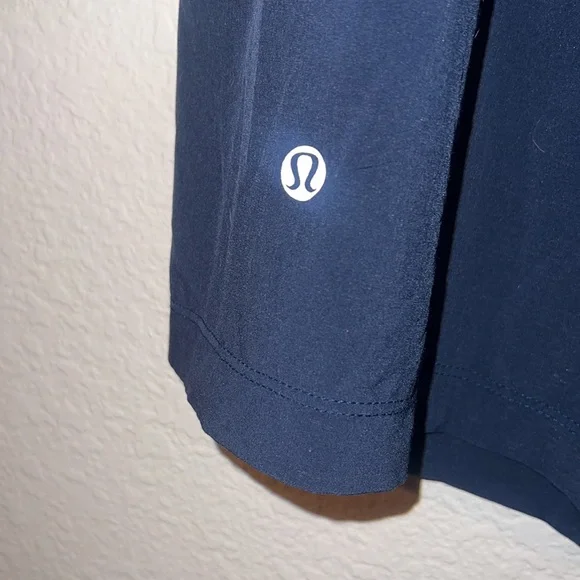 Lululemon mens shorts - Picture 2 of 3